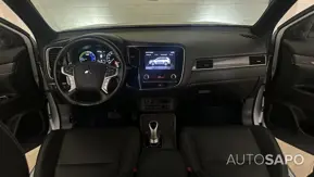 Mitsubishi Outlander 2.4 PHEV Instyle de 2021