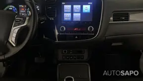 Mitsubishi Outlander 2.4 PHEV Instyle de 2021