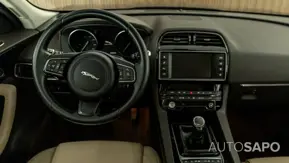 Jaguar F-Pace de 2016