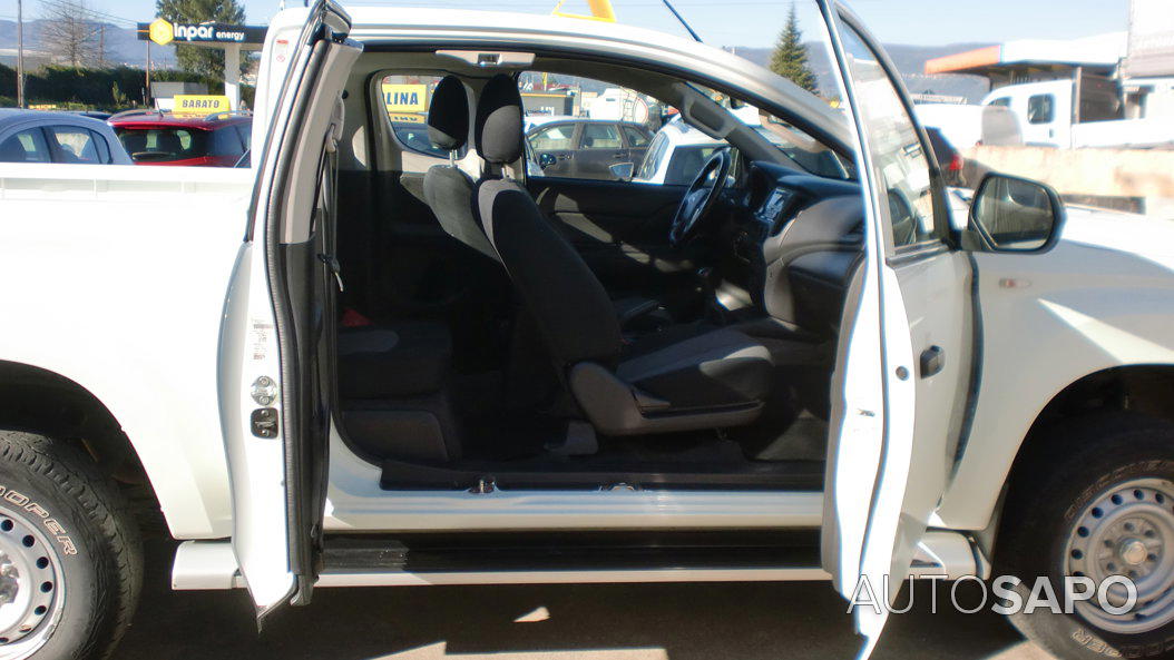 Mitsubishi L200 2.4 DI-D Club Invite 4WD de 2020