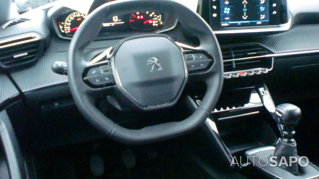 Peugeot 2008 1.2 PureTech Allure de 2022