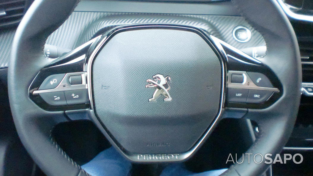 Peugeot 2008 1.2 PureTech Allure de 2022