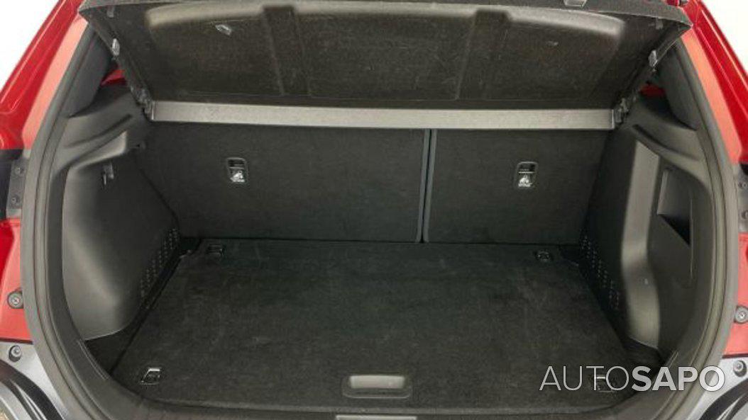 Hyundai Kauai 1.0 T-GDi Premium Pele/Tecido Vermelho de 2019