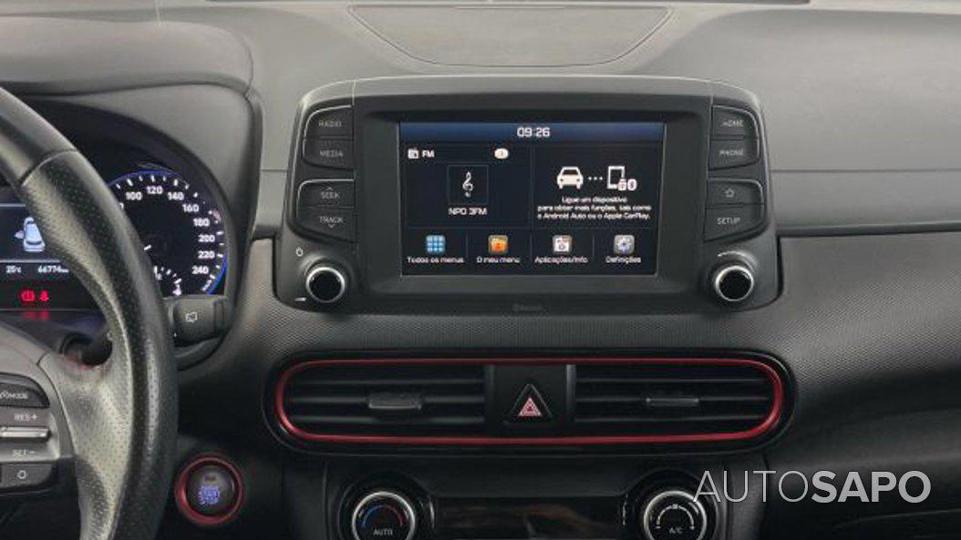 Hyundai Kauai 1.0 T-GDi Premium Pele/Tecido Vermelho de 2019