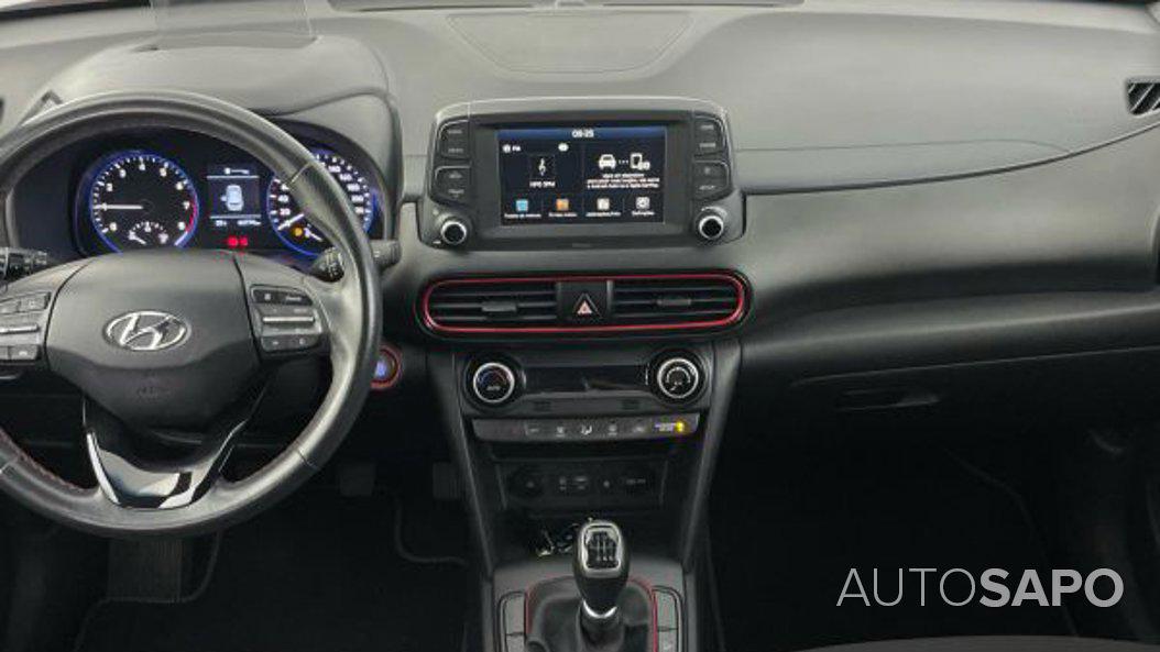 Hyundai Kauai 1.0 T-GDi Premium Pele/Tecido Vermelho de 2019
