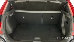 Hyundai Kauai 1.0 T-GDi Premium Pele/Tecido Vermelho de 2019