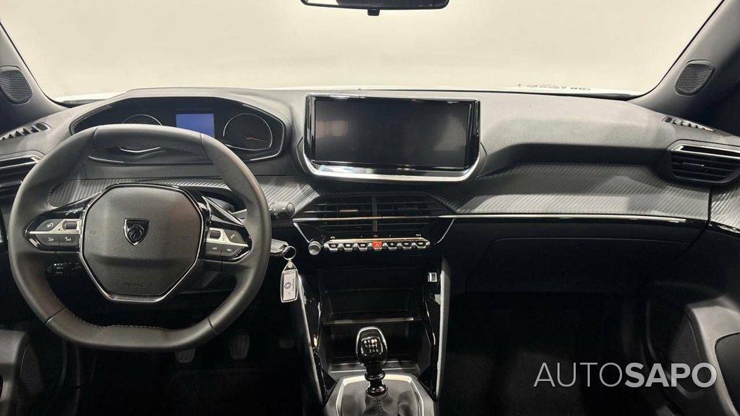 Peugeot 2008 1.2 PureTech Active de 2024
