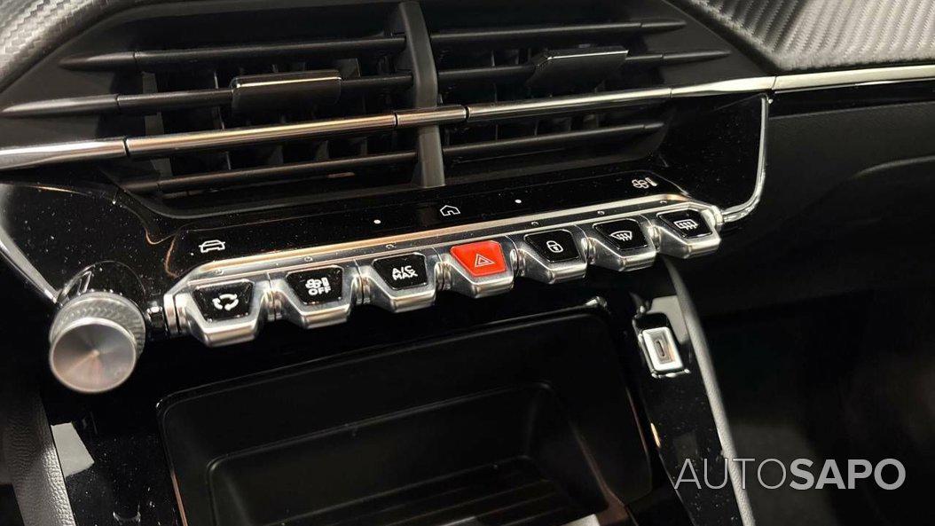 Peugeot 2008 1.2 PureTech Active de 2024