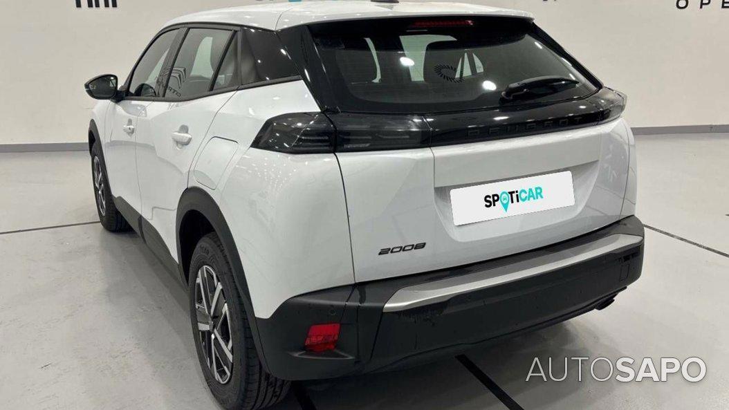 Peugeot 2008 1.2 PureTech Active de 2024