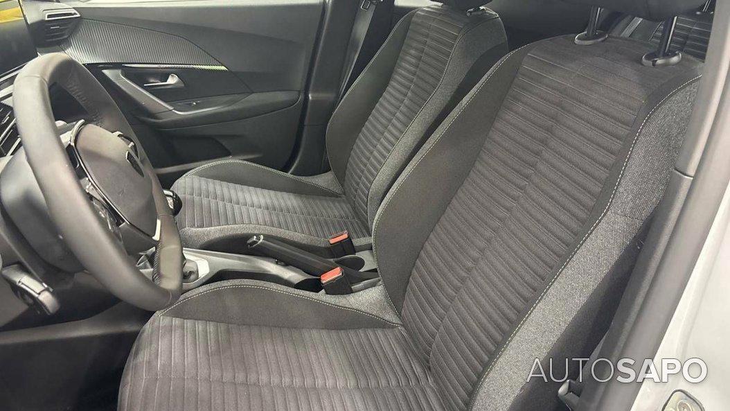 Peugeot 2008 1.2 PureTech Active de 2024