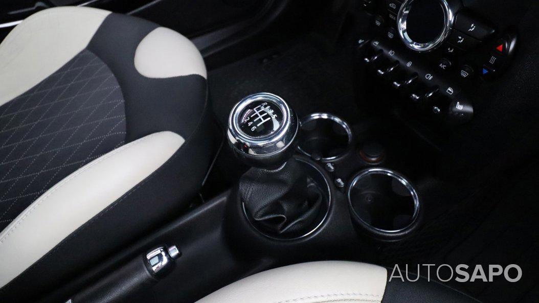 MINI Cooper de 2011
