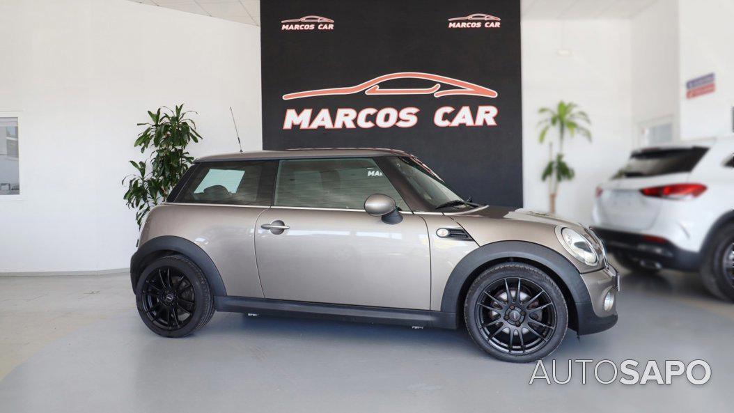 MINI Cooper de 2011