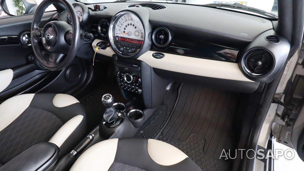 MINI Cooper de 2011