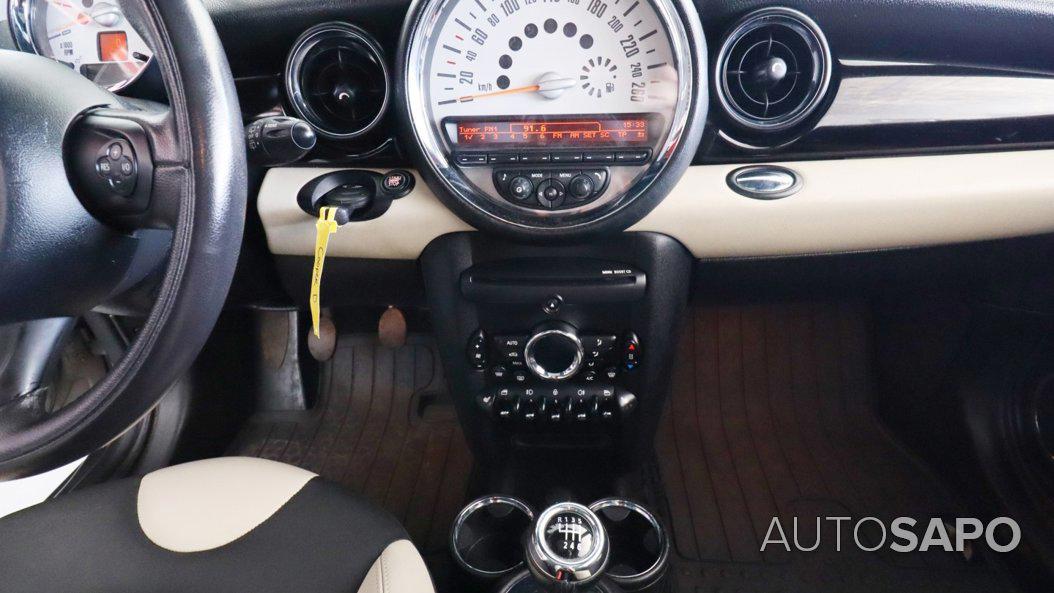 MINI Cooper de 2011