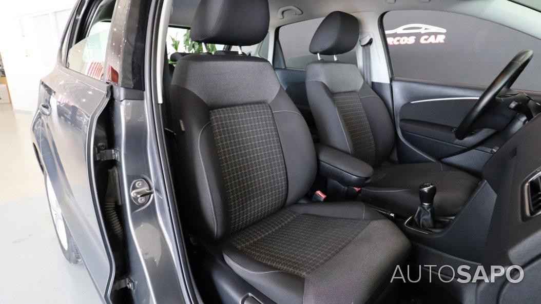 Volkswagen Polo 1.0 Confortline de 2015