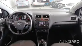 Volkswagen Polo 1.0 Confortline de 2015