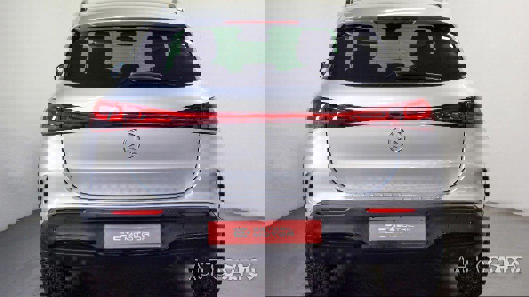 Mercedes-Benz EQA 250+ AMG Line de 2022