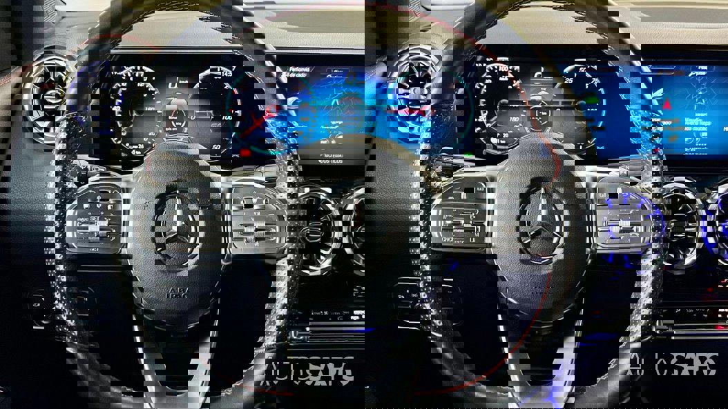 Mercedes-Benz EQA 250+ AMG Line de 2022