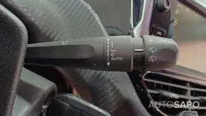 Peugeot 2008 1.2 PureTech Allure de 2015