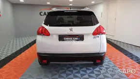 Peugeot 2008 1.2 PureTech Allure de 2015