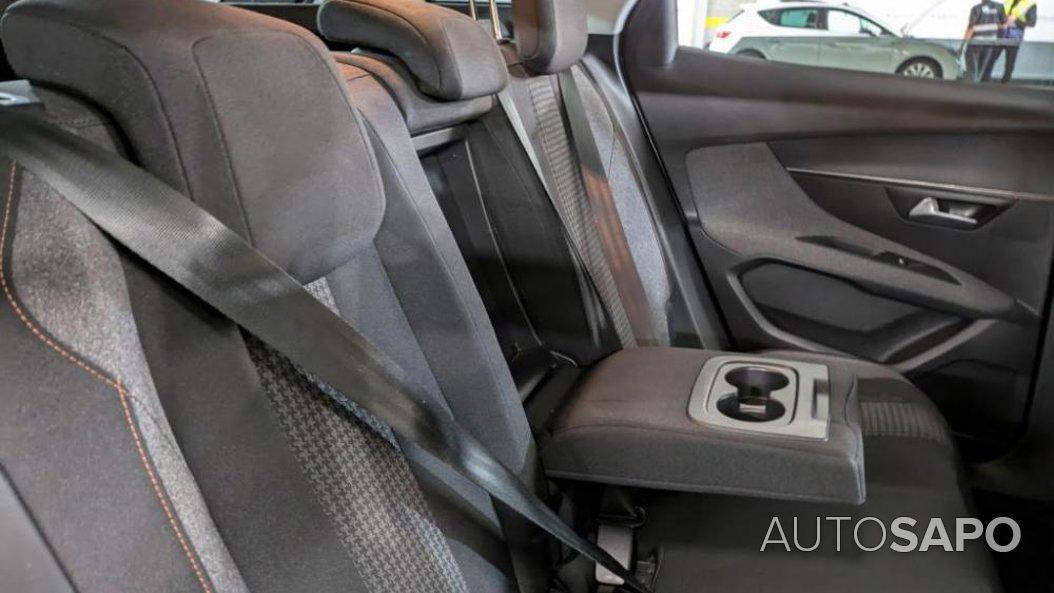 Peugeot 3008 1.5 BlueHDi Active de 2019