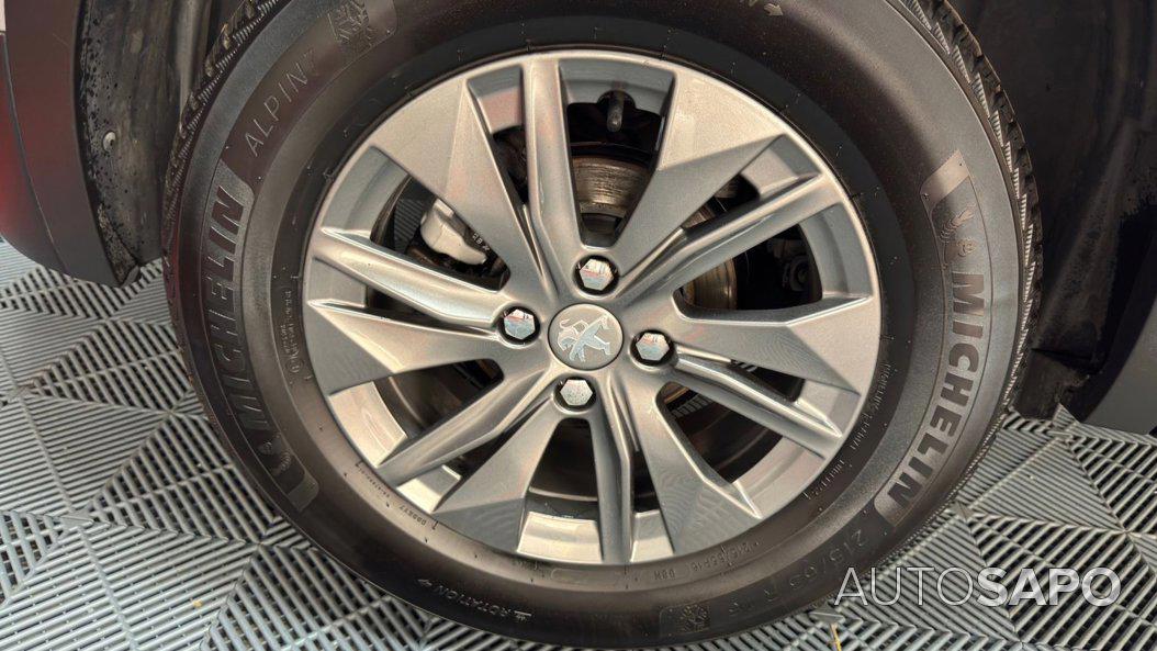 Peugeot 2008 1.2 PureTech Active Pack EAT8 de 2022