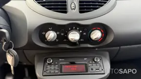 Renault Twingo 1.2 16V Access de 2014