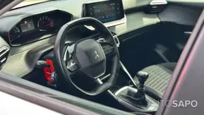 Peugeot 208 de 2020