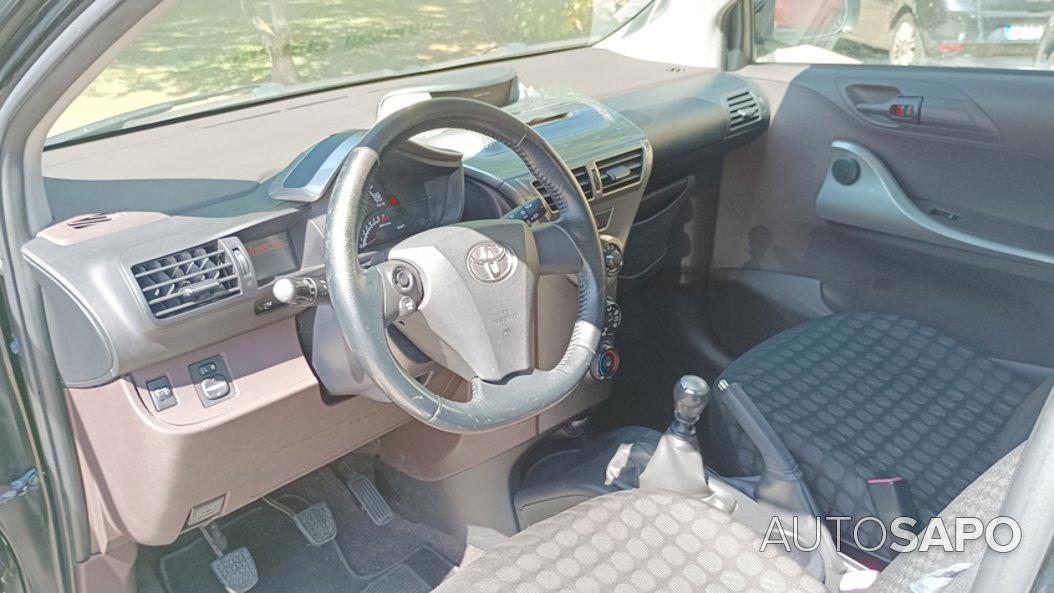 Toyota iQ 1.0 VVT-i Essential+AC de 2009