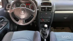 Renault Clio 1.2 de 2005