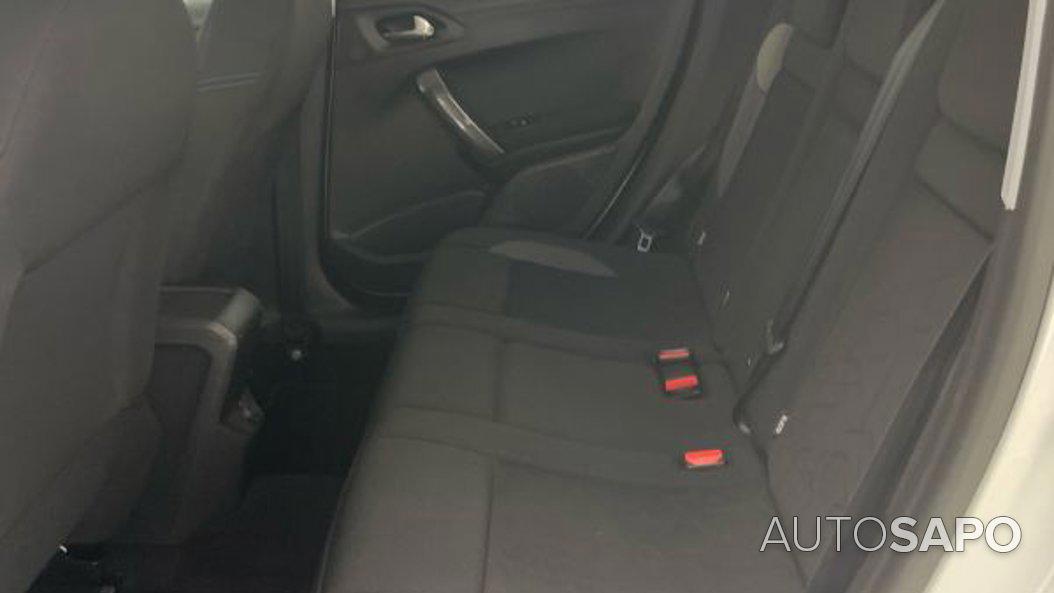 Peugeot 2008 1.2 PureTech Style de 2018