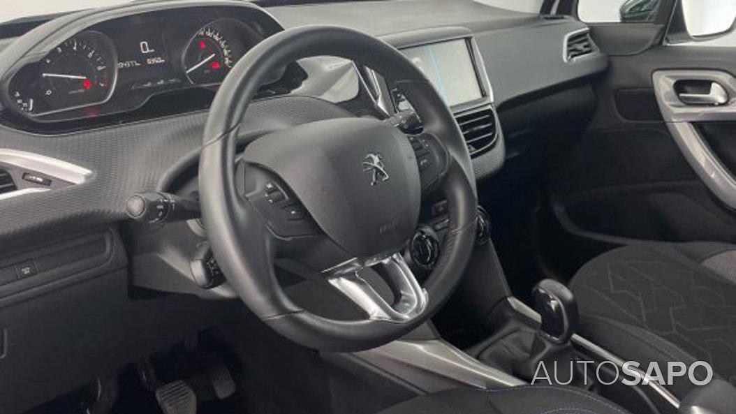 Peugeot 2008 1.2 PureTech Style de 2018