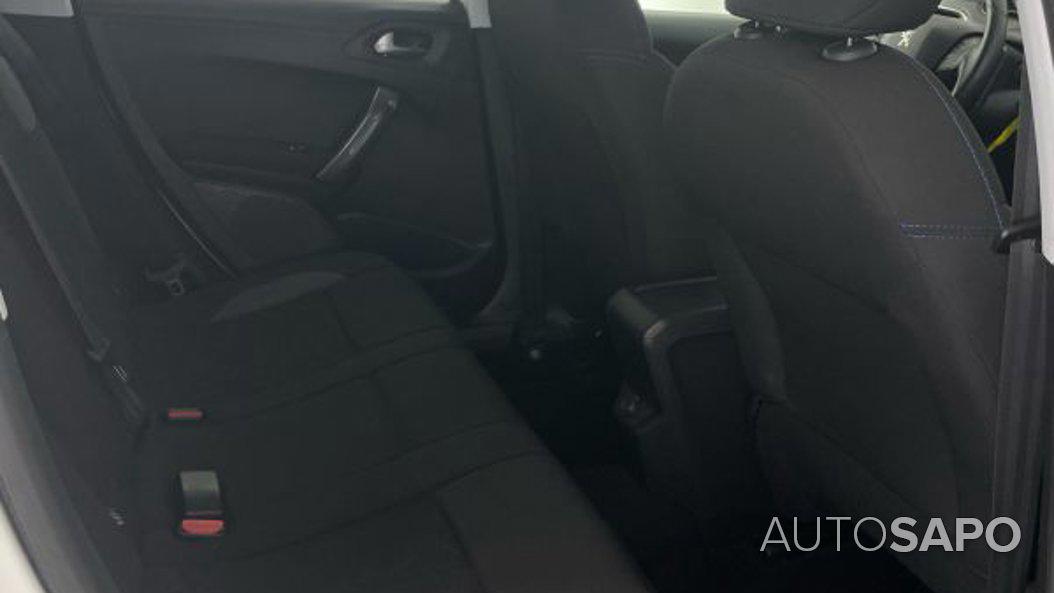 Peugeot 2008 1.2 PureTech Style de 2018