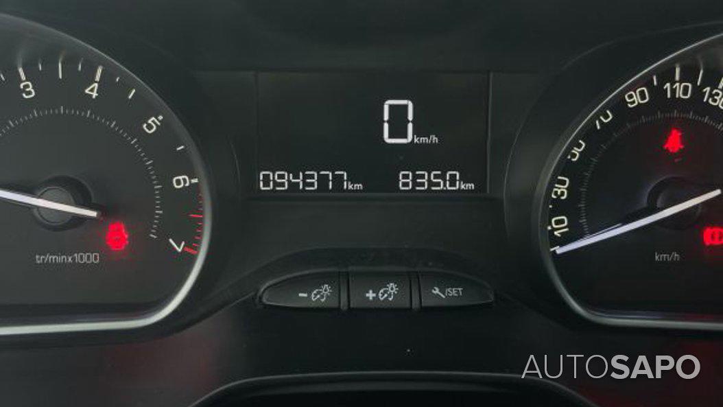 Peugeot 2008 1.2 PureTech Style de 2018