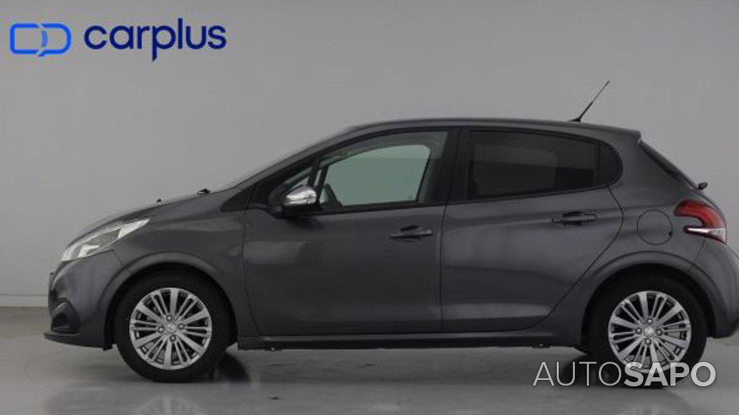 Peugeot 208 1.2 PureTech Life Signature de 2019