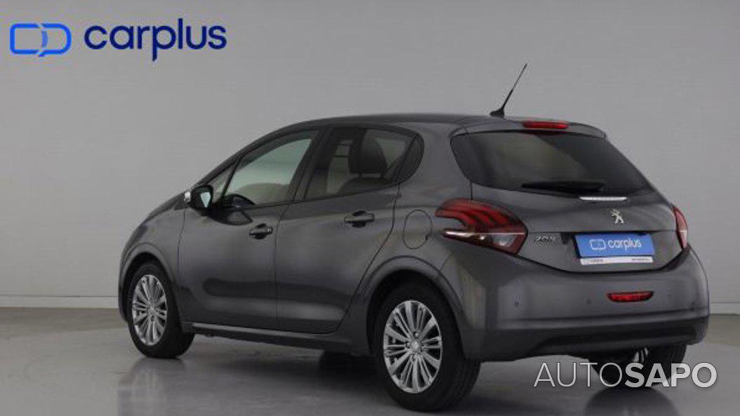 Peugeot 208 1.2 PureTech Life Signature de 2019