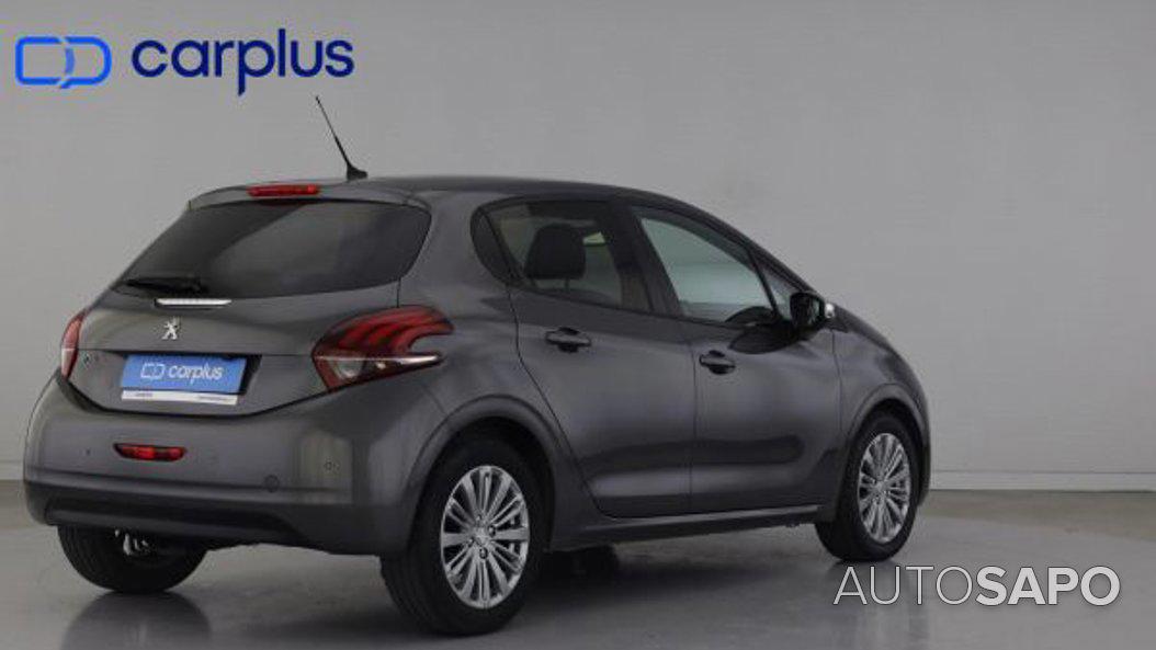 Peugeot 208 1.2 PureTech Life Signature de 2019