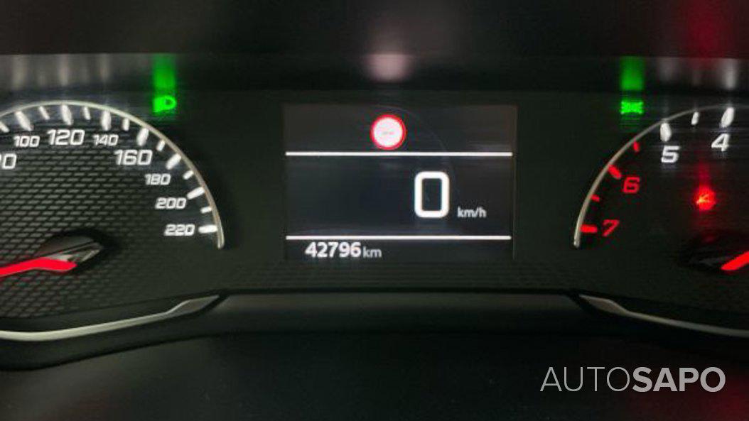 Peugeot 208 1.5 BlueHDi Allure Pack de 2021