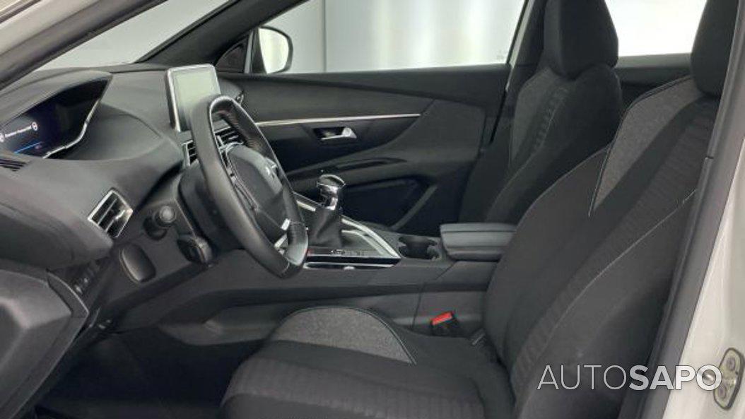 Peugeot 3008 1.2 PureTech Active Pack de 2023