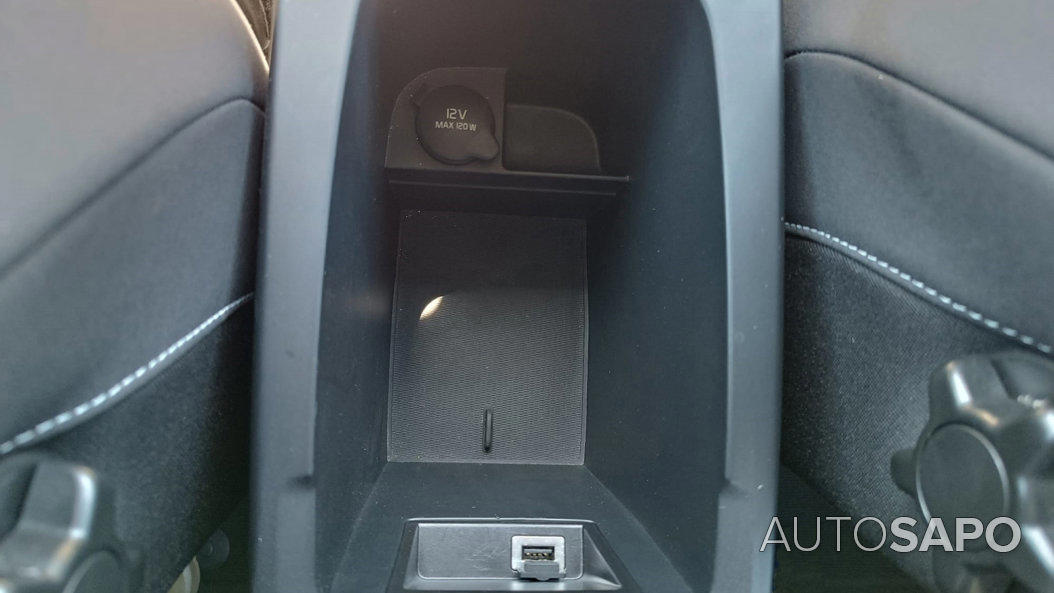 Volvo V40 1.6 D2 Momentum Powershift Eco de 2015