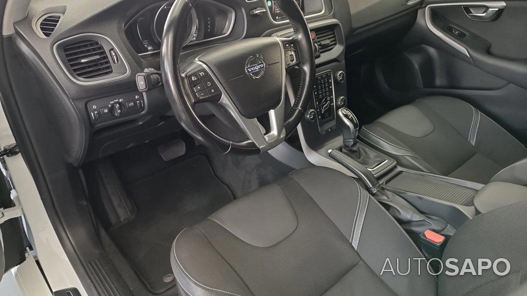 Volvo V40 1.6 D2 Momentum Powershift Eco de 2015