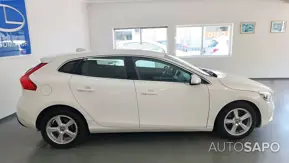 Volvo V40 1.6 D2 Momentum Powershift Eco de 2015