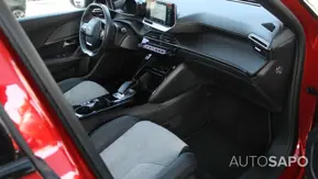 Peugeot e-2008 de 2021