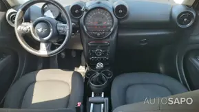 MINI Countryman One D de 2014