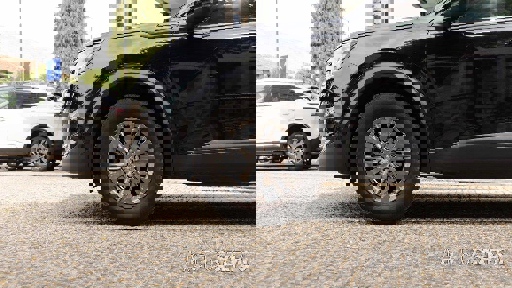 Peugeot 2008 1.2 PureTech Active EAT8 de 2021