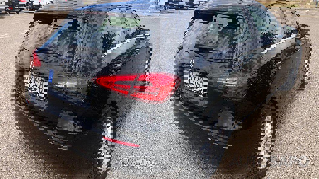 Mercedes-Benz Classe A 180 d Progressive Aut. de 2019