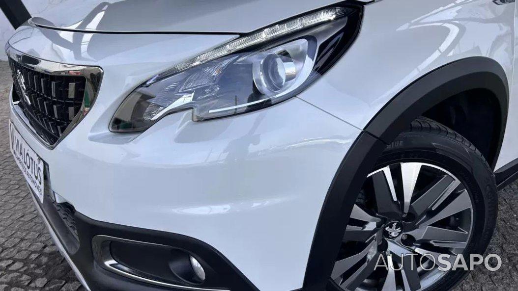 Peugeot 2008 1.2 PureTech Allure de 2016