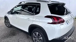 Peugeot 2008 1.2 PureTech Allure de 2016