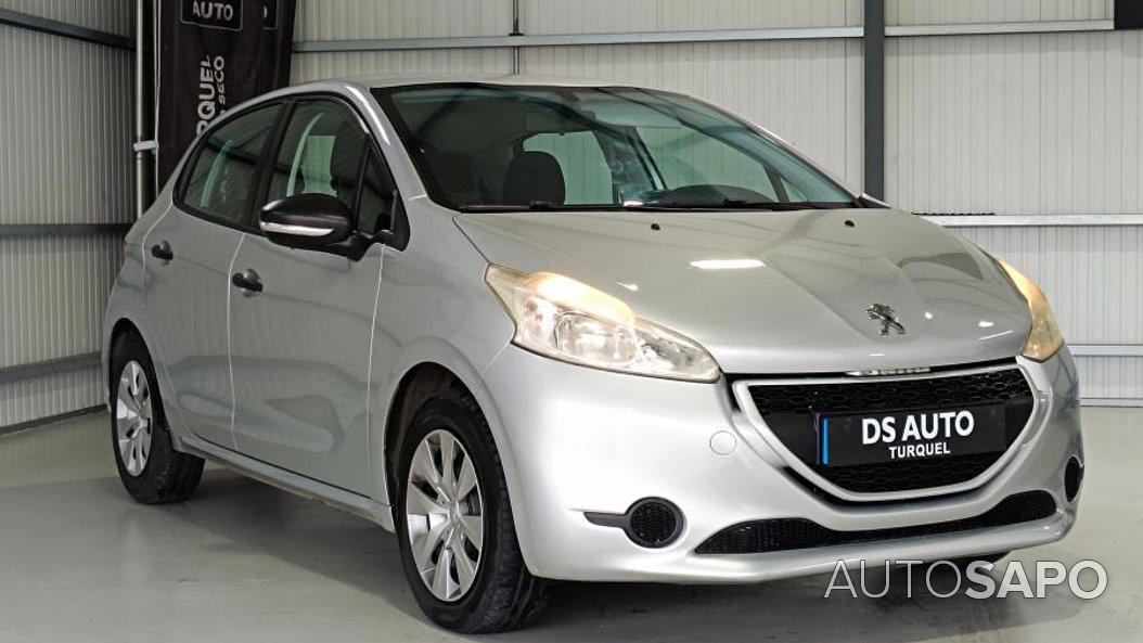 Peugeot 208 de 2014