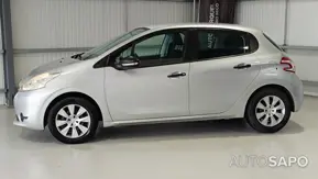Peugeot 208 de 2014